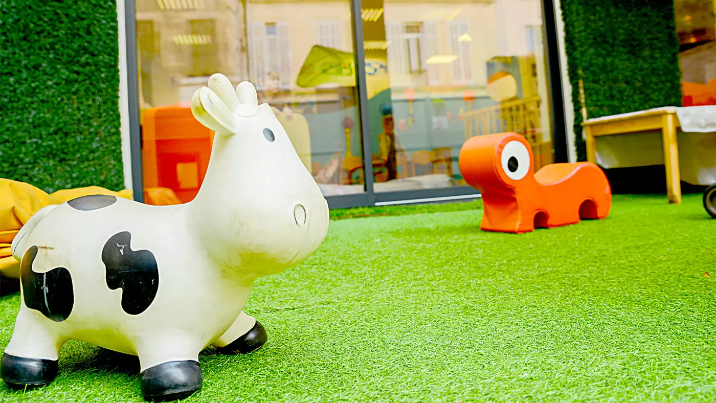 une micro-crèche au cœur du quartier Baille / Conception Marseille 5e