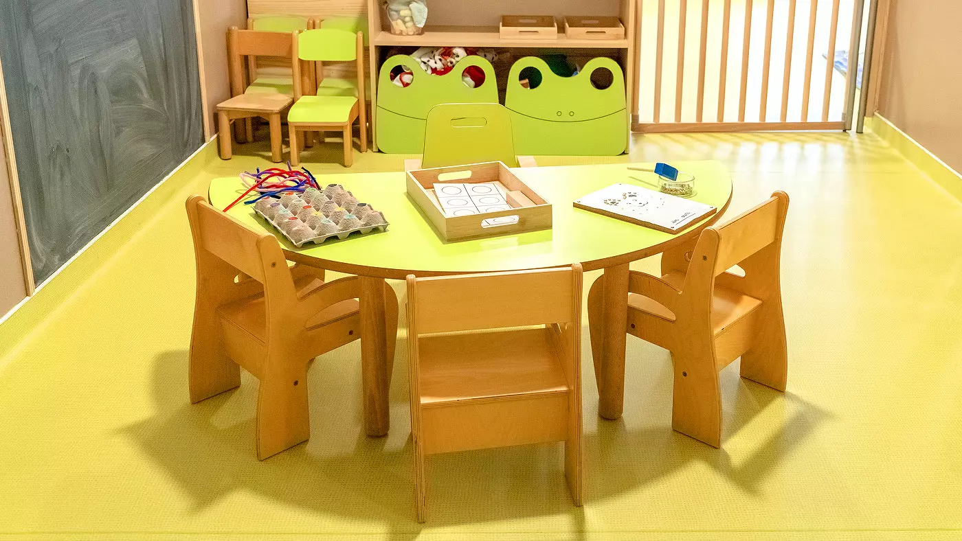 crèche à Péret
