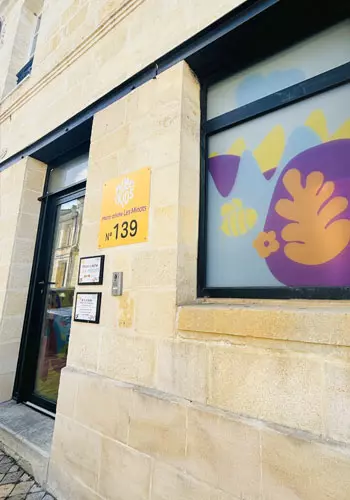 entrée de la crèche