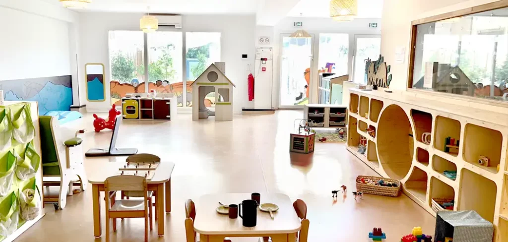 grand espace à vivre à à jouer