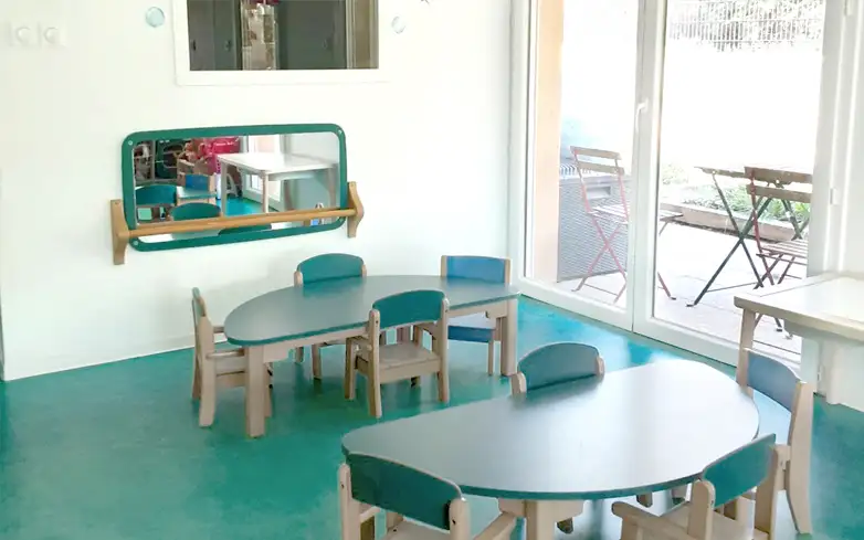 crèche familiale avec 10 berceaux