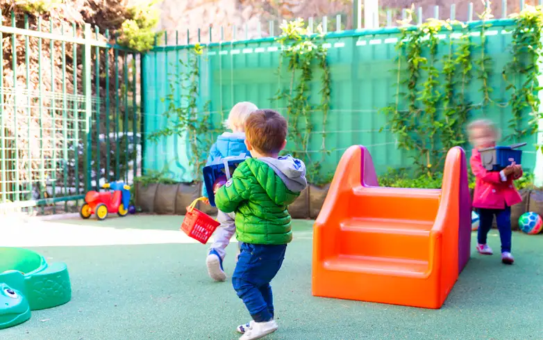 jeux extérieurs de motricité