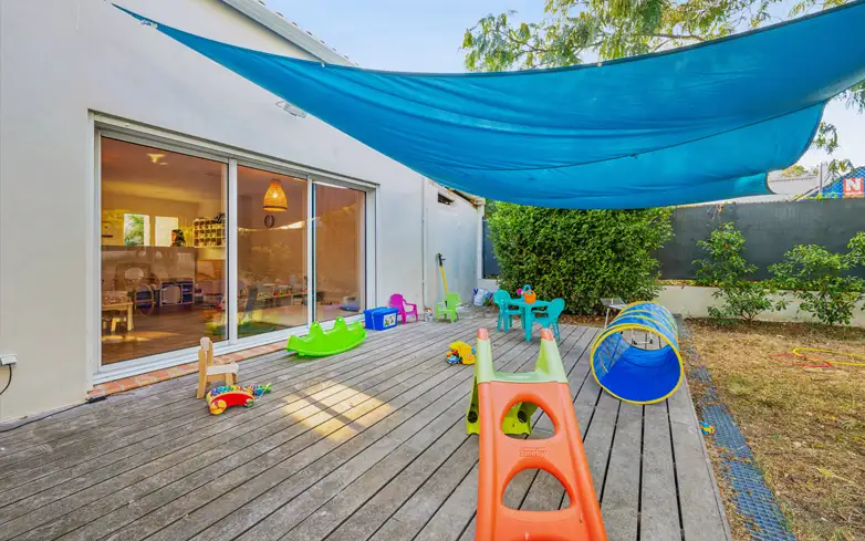 activité à l'extérieur pour les tout-petits