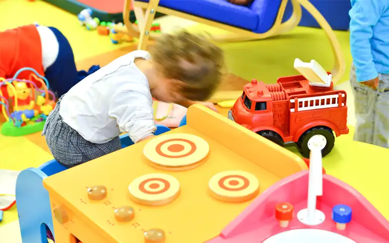 activités ludiques, motricité et artistiques