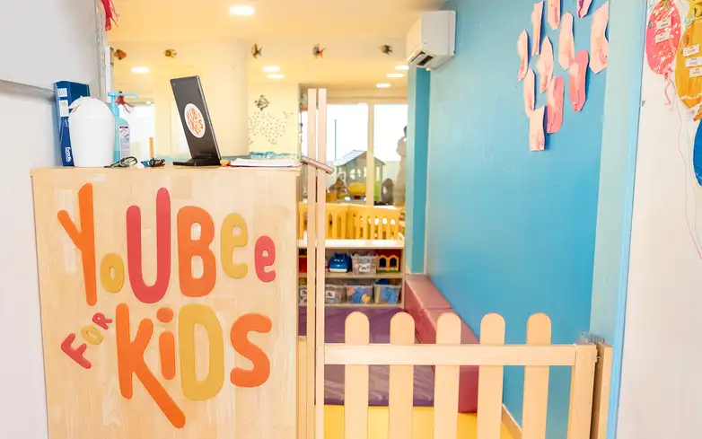 entrée de la crèche et accueil des parents