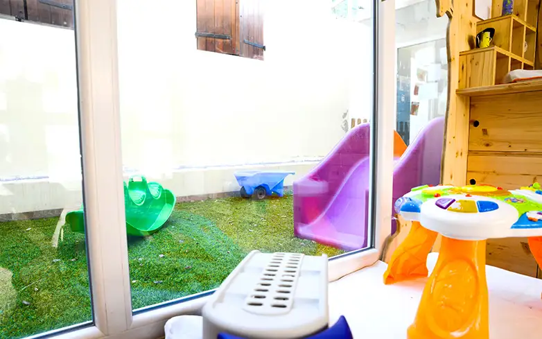 espace extérieur, jeux et activités pédagogique